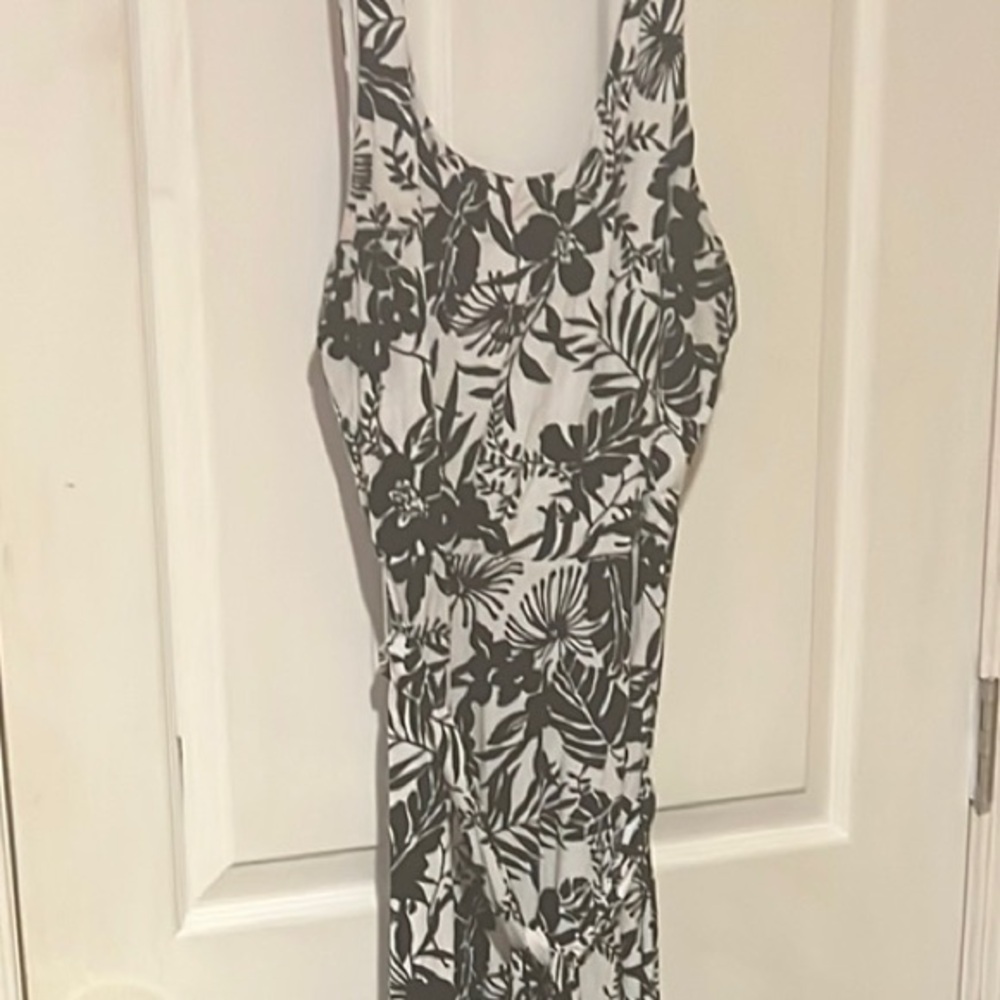 LOFT Black and White Bodycon Maxi Dress Sleeveless Scoop Neck
